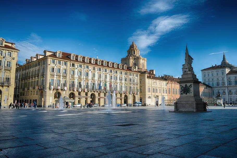 Ferienwohnung Ampia Mansarda E Terrazzo 10 Minuti Dal Centro Turin Exterior foto